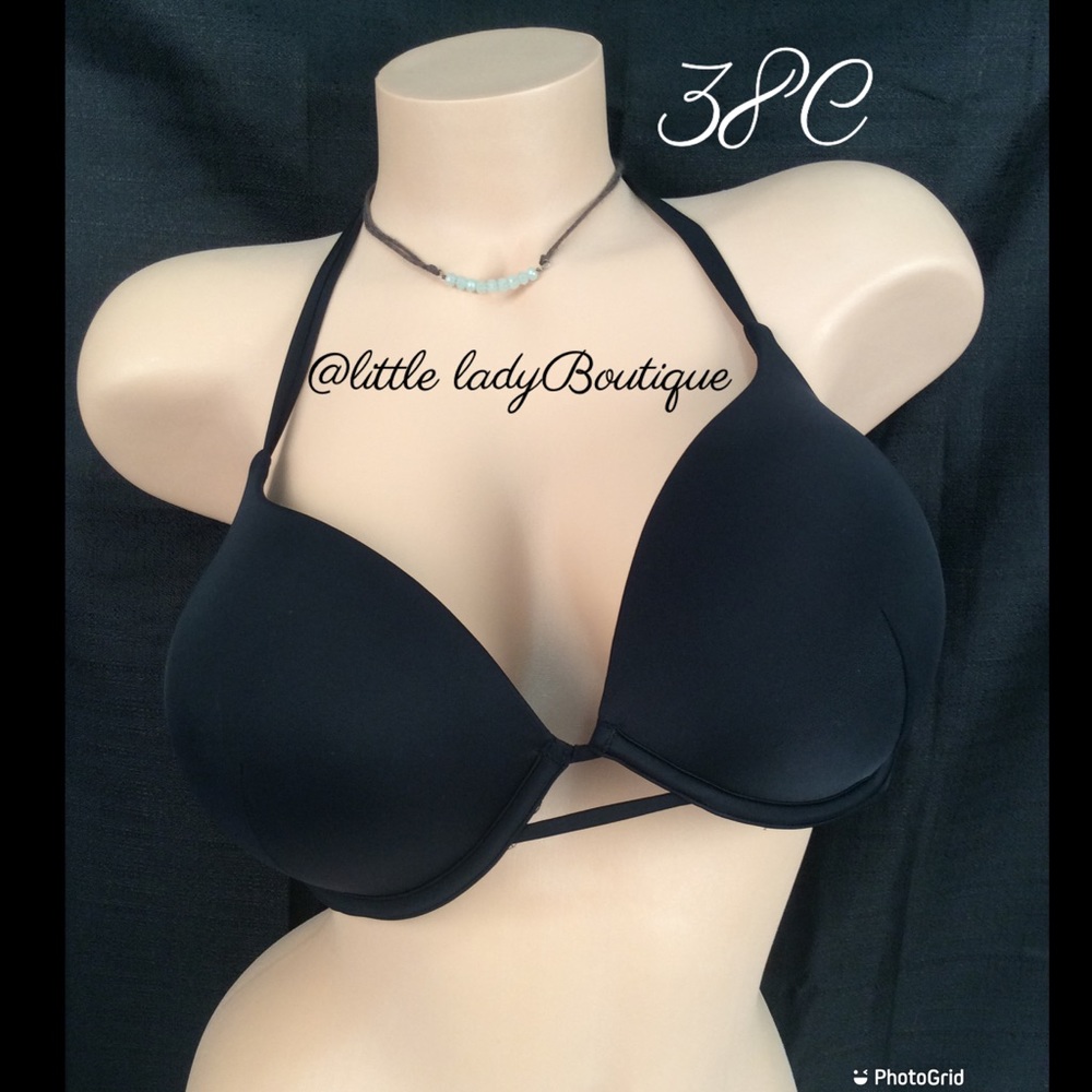 VICTORIA'S SECRET
Essential Bombshell Add-2-Cups Push-Up Bikini Top